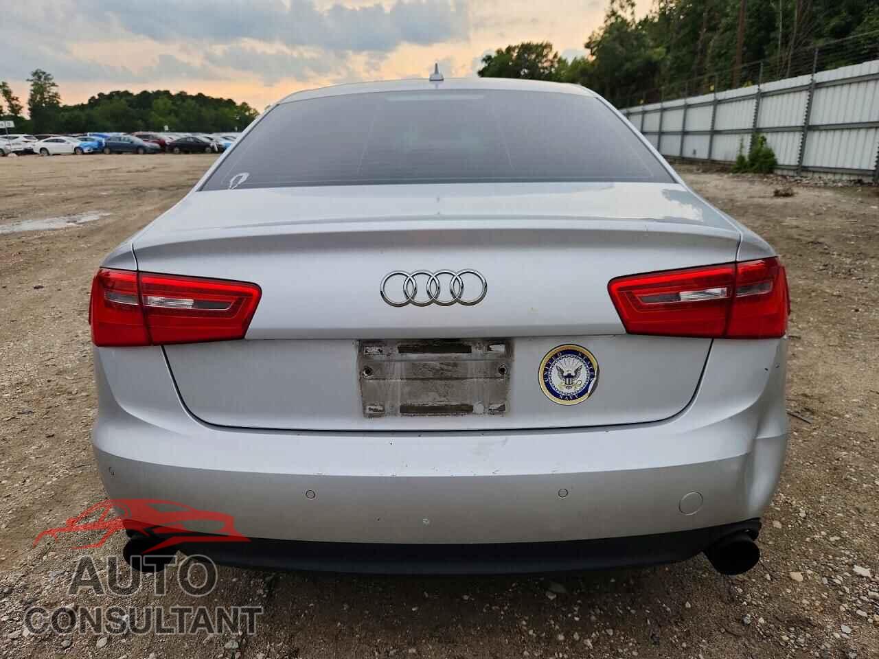 AUDI A6 2013 - WAUDFAFC9DN030319