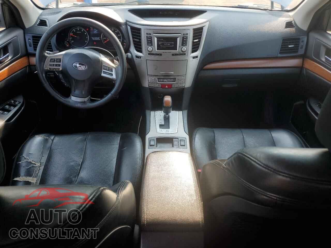 SUBARU OUTBACK 2014 - 4S4BRBKC8E3225415