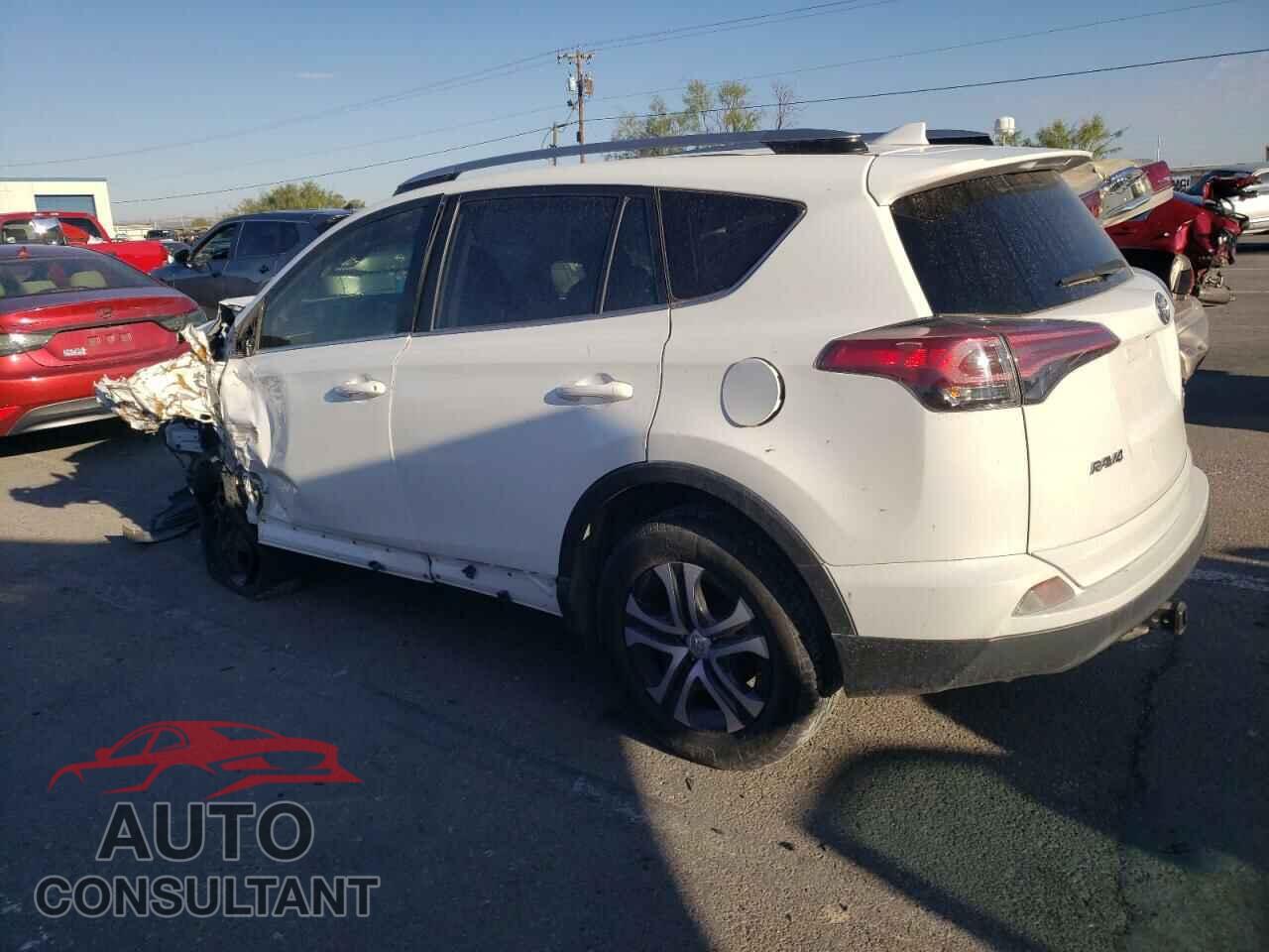 TOYOTA RAV4 2017 - JTMBFREV4HJ155236