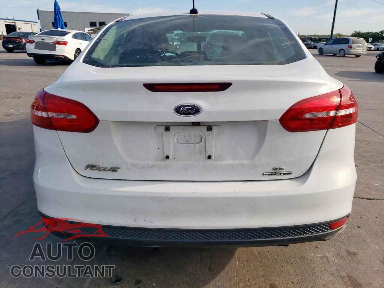 FORD FOCUS 2016 - 1FADP3F28GL259468