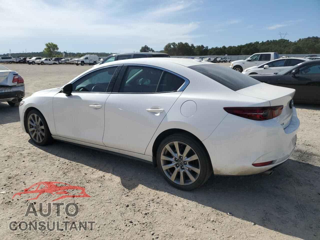 MAZDA 3 2021 - JM1BPADL2M1324775