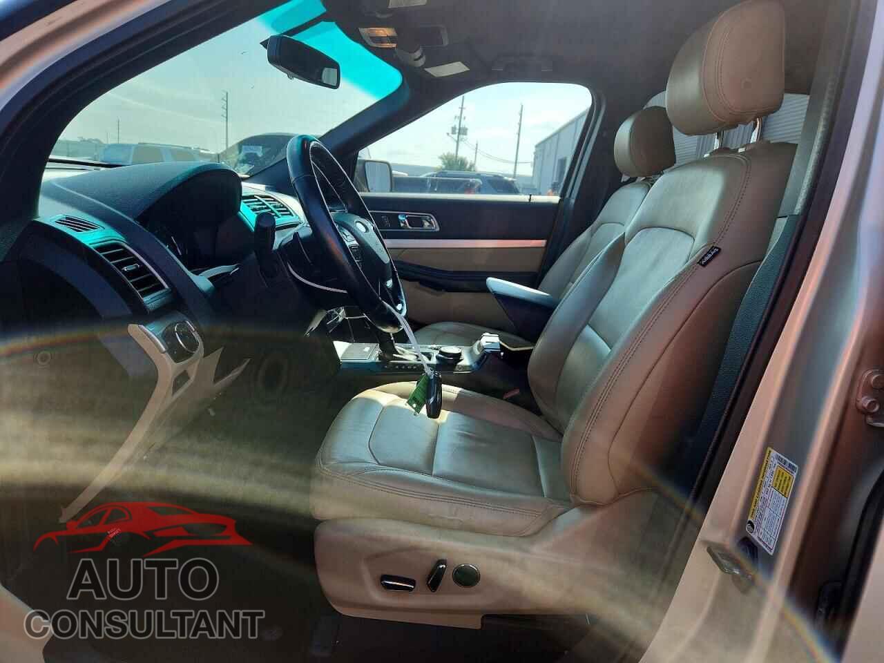 FORD EXPLORER 2017 - 1FM5K8D87HGA02860