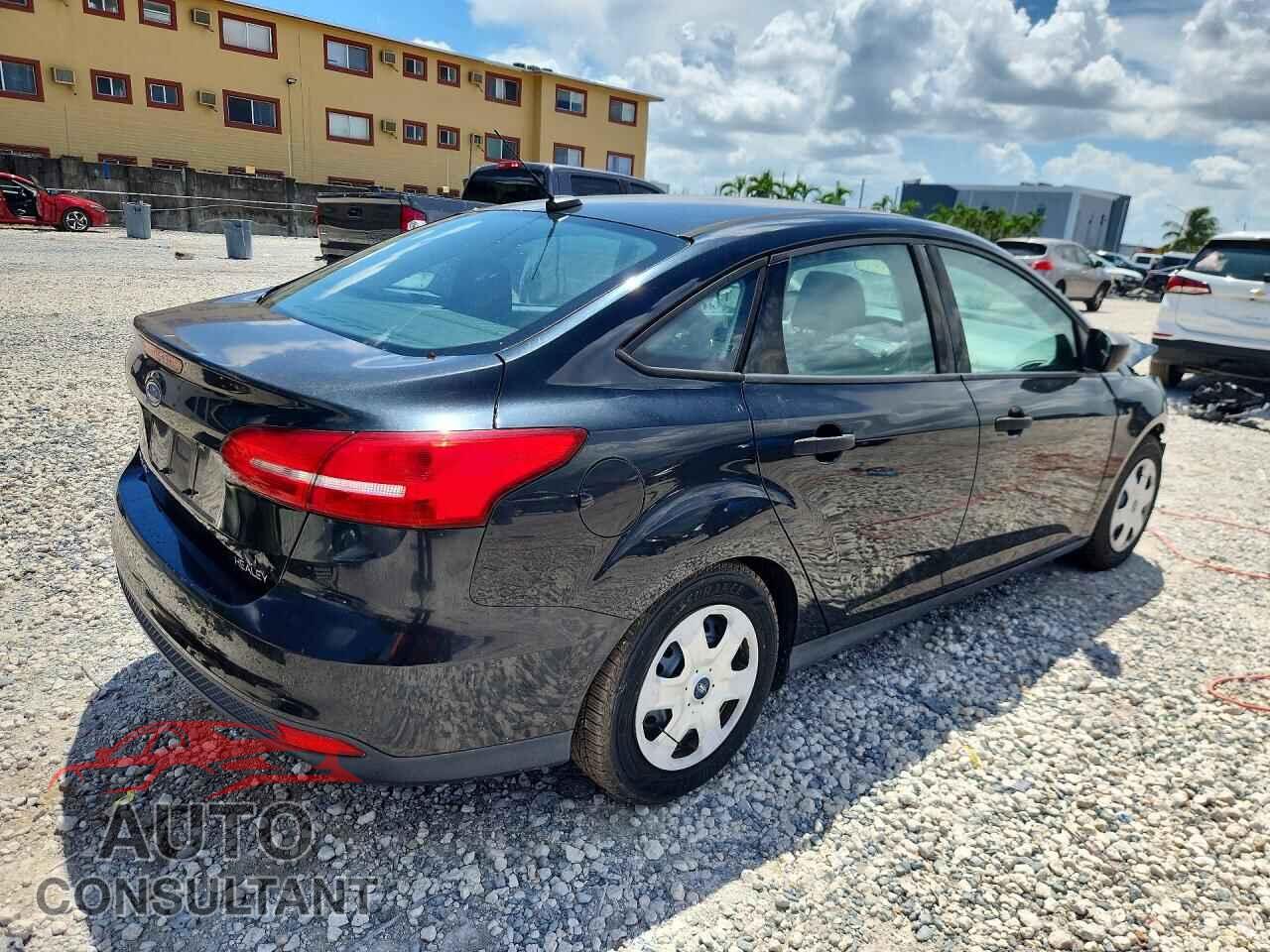 FORD FOCUS 2015 - 1FADP3E25FL310800