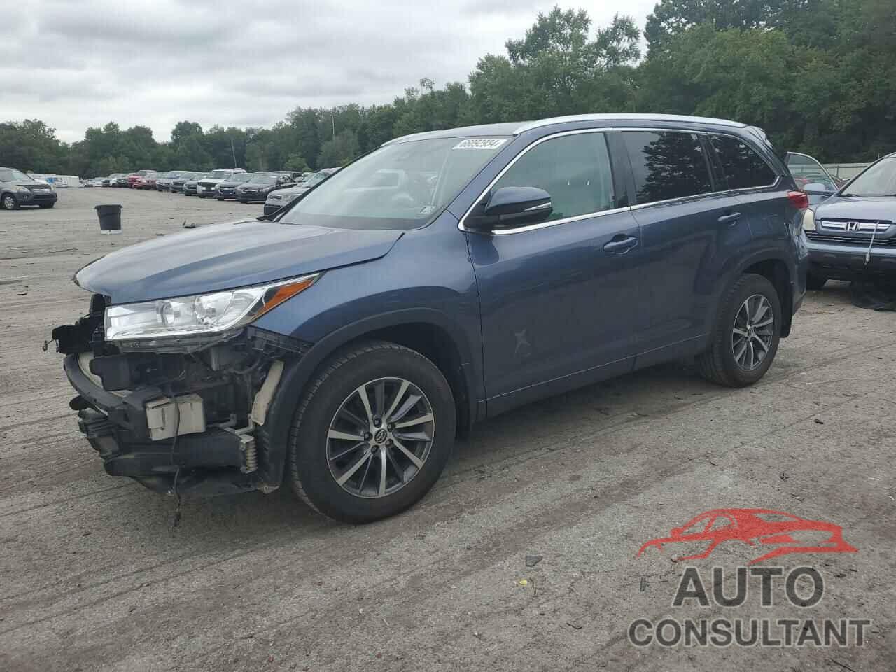 TOYOTA HIGHLANDER 2018 - 5TDJZRFH4JS899486