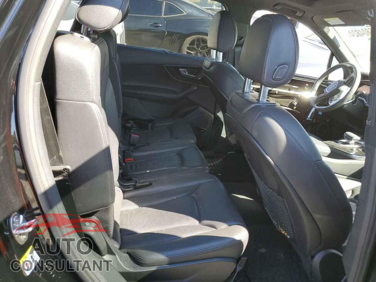 AUDI Q7 2019 - WA1LAAF79KD013498