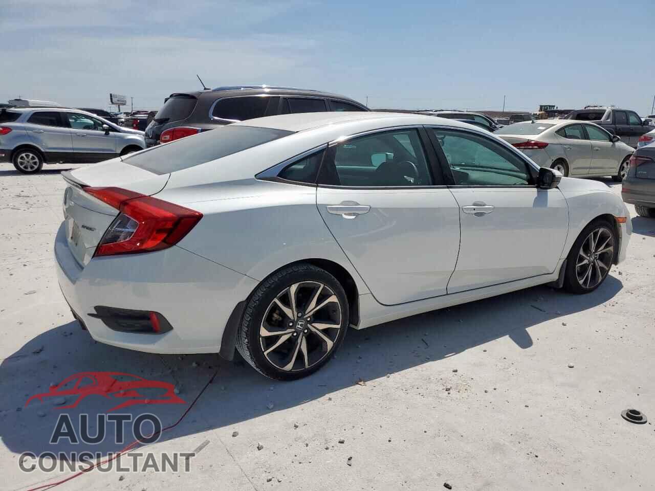 HONDA CIVIC 2019 - 2HGFC2F82KH602781