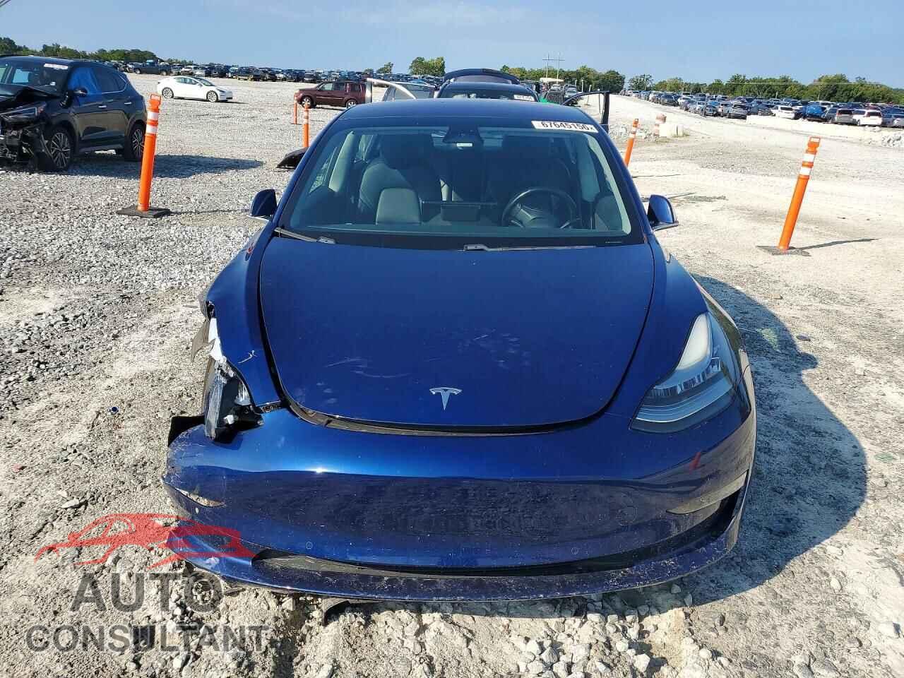 TESLA MODEL 3 2018 - 5YJ3E1EA8JF052338