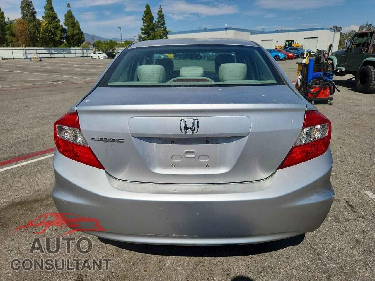 HONDA CIVIC 2012 - 19XFB2F86CE335918