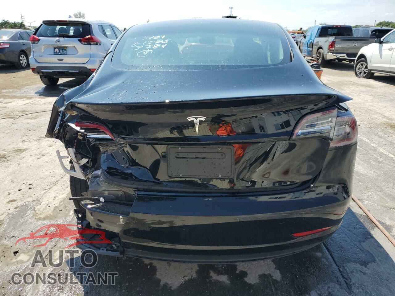 TESLA MODEL 3 2023 - 5YJ3E1EA7PF433784