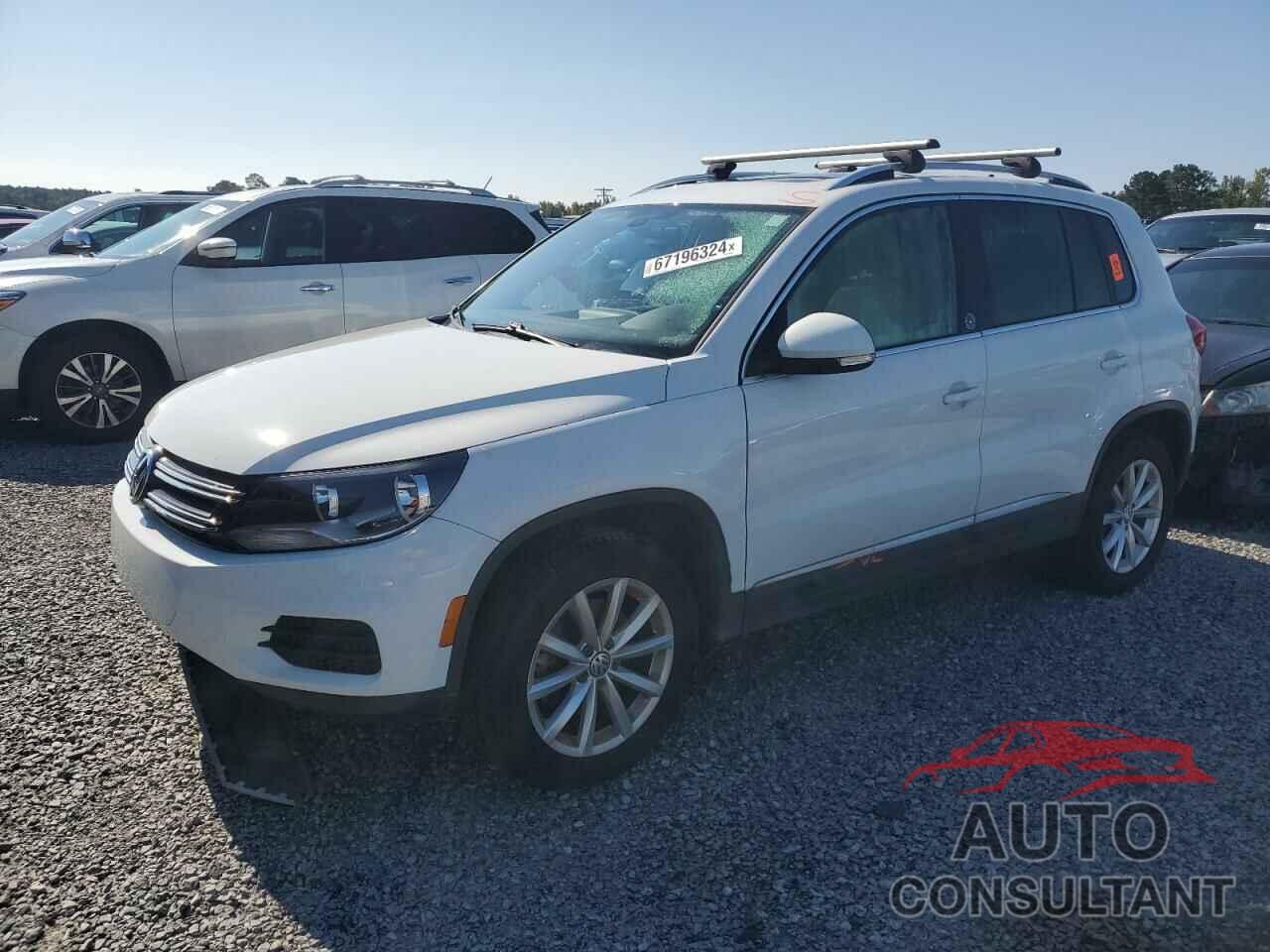 VOLKSWAGEN TIGUAN 2017 - WVGSV7AX8HK005232