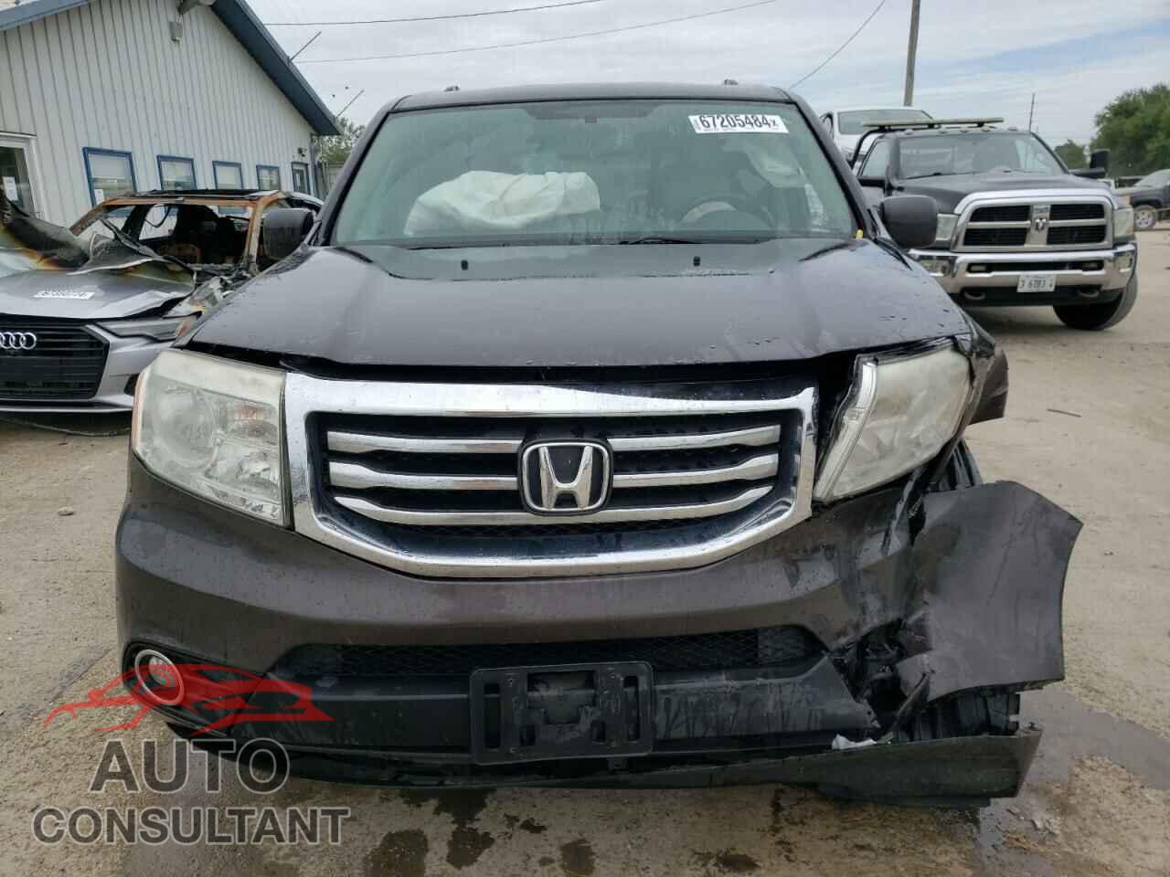 HONDA PILOT 2015 - 5FNYF4H52FB002075