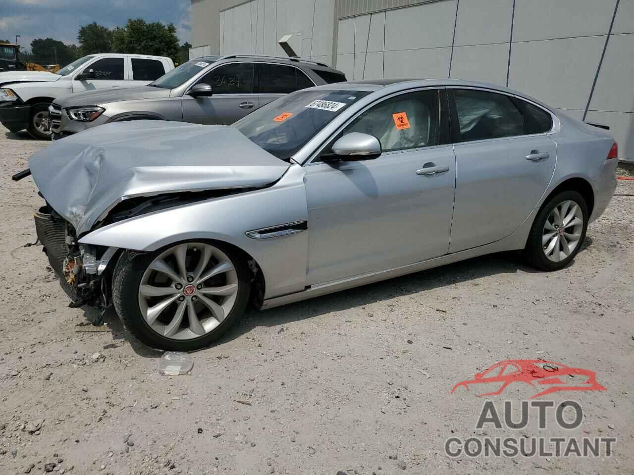 JAGUAR XF 2018 - SAJBD4FX7JCY56664
