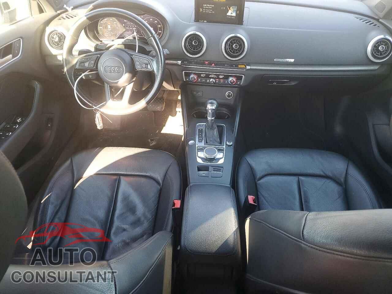 AUDI A3 2017 - WAUTPBFF1HA056743