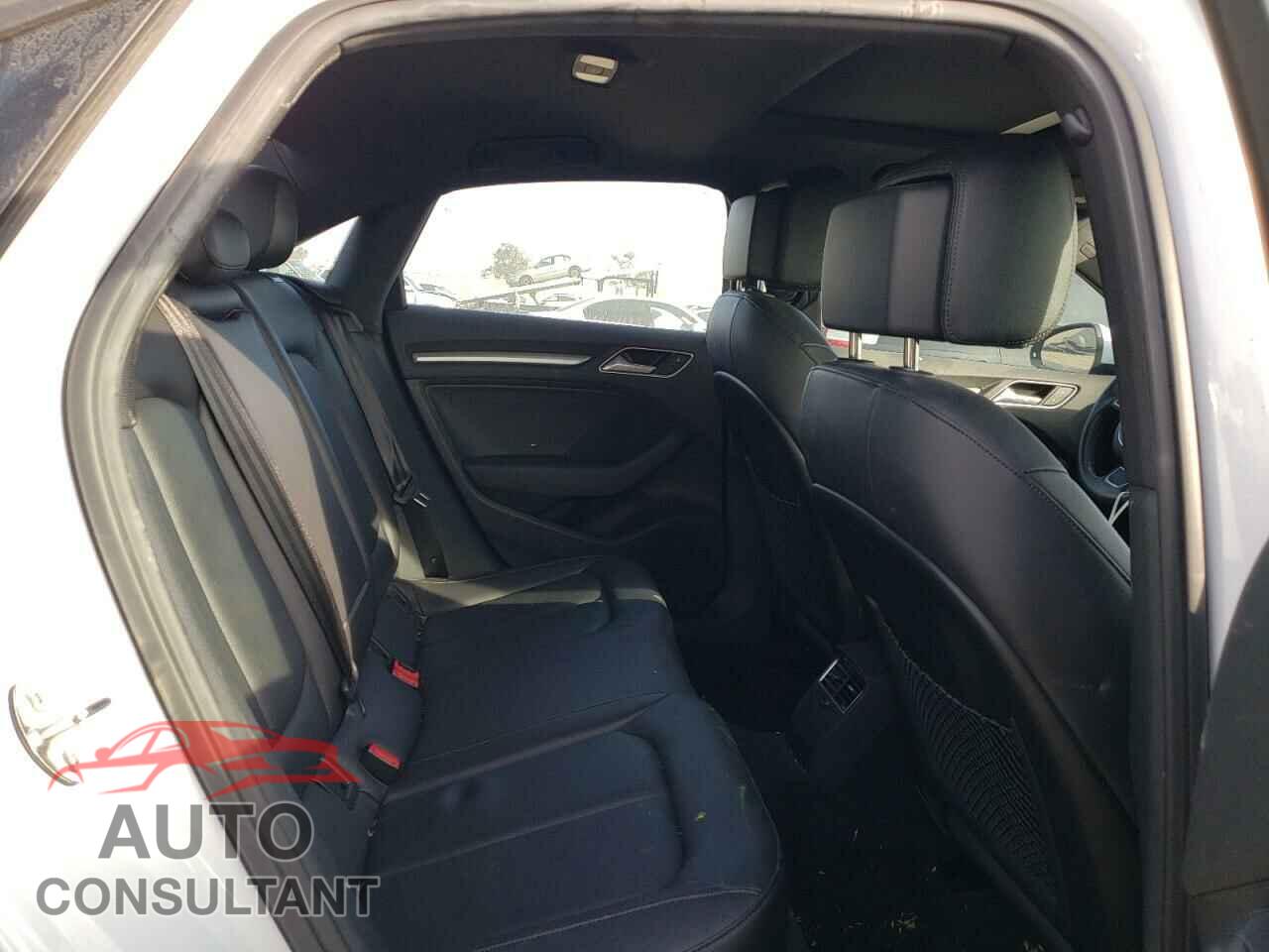 AUDI A3 2016 - WAUA7GFF9G1096877