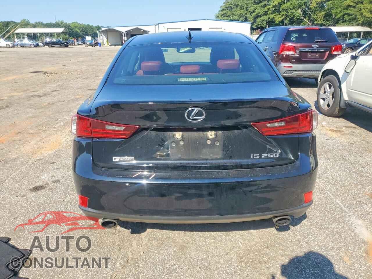 LEXUS IS 2015 - JTHBF1D24F5057949