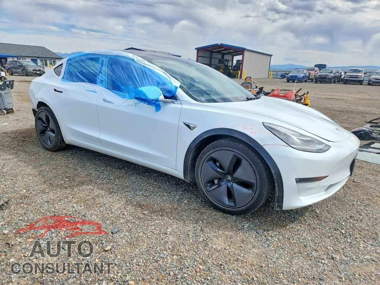 TESLA MODEL 3 2018 - 5YJ3E1EB9JF094820