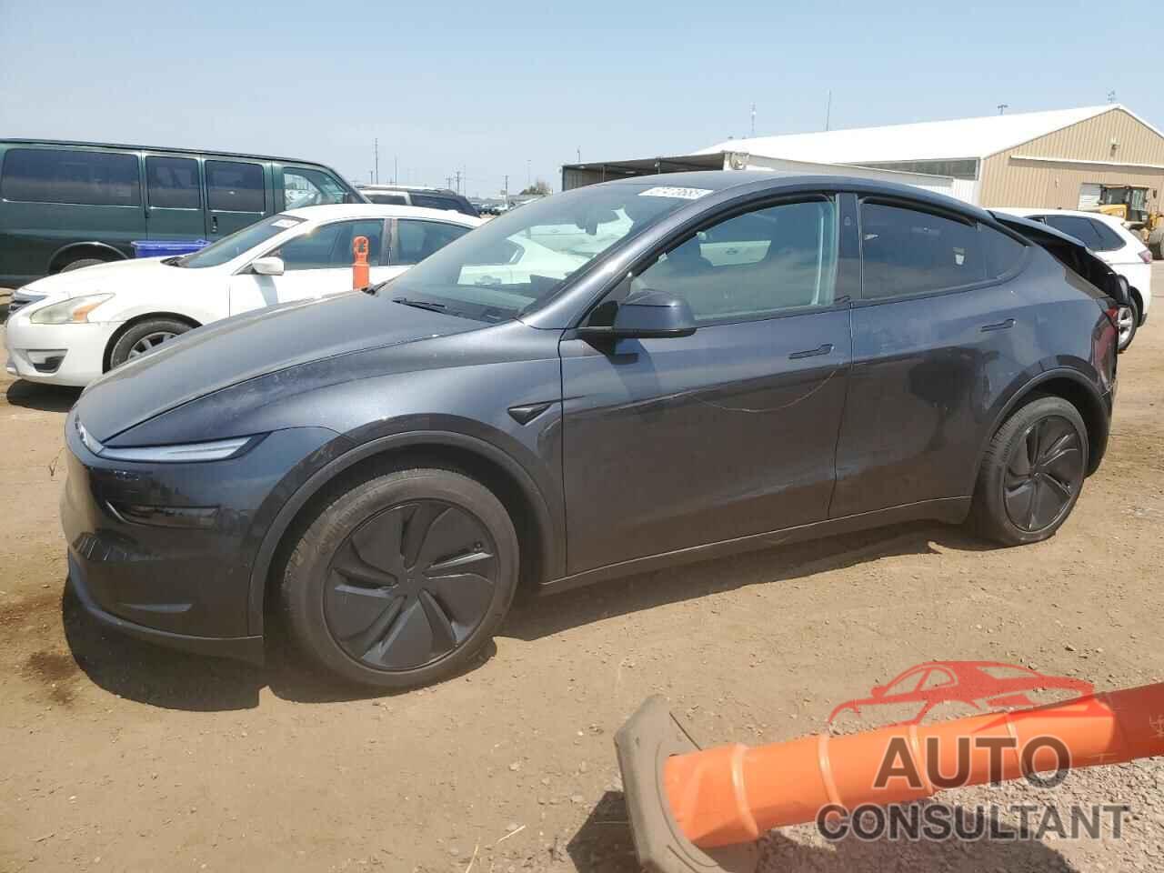 TESLA MODEL Y 2026 - 7SAYGDEE6TF360859