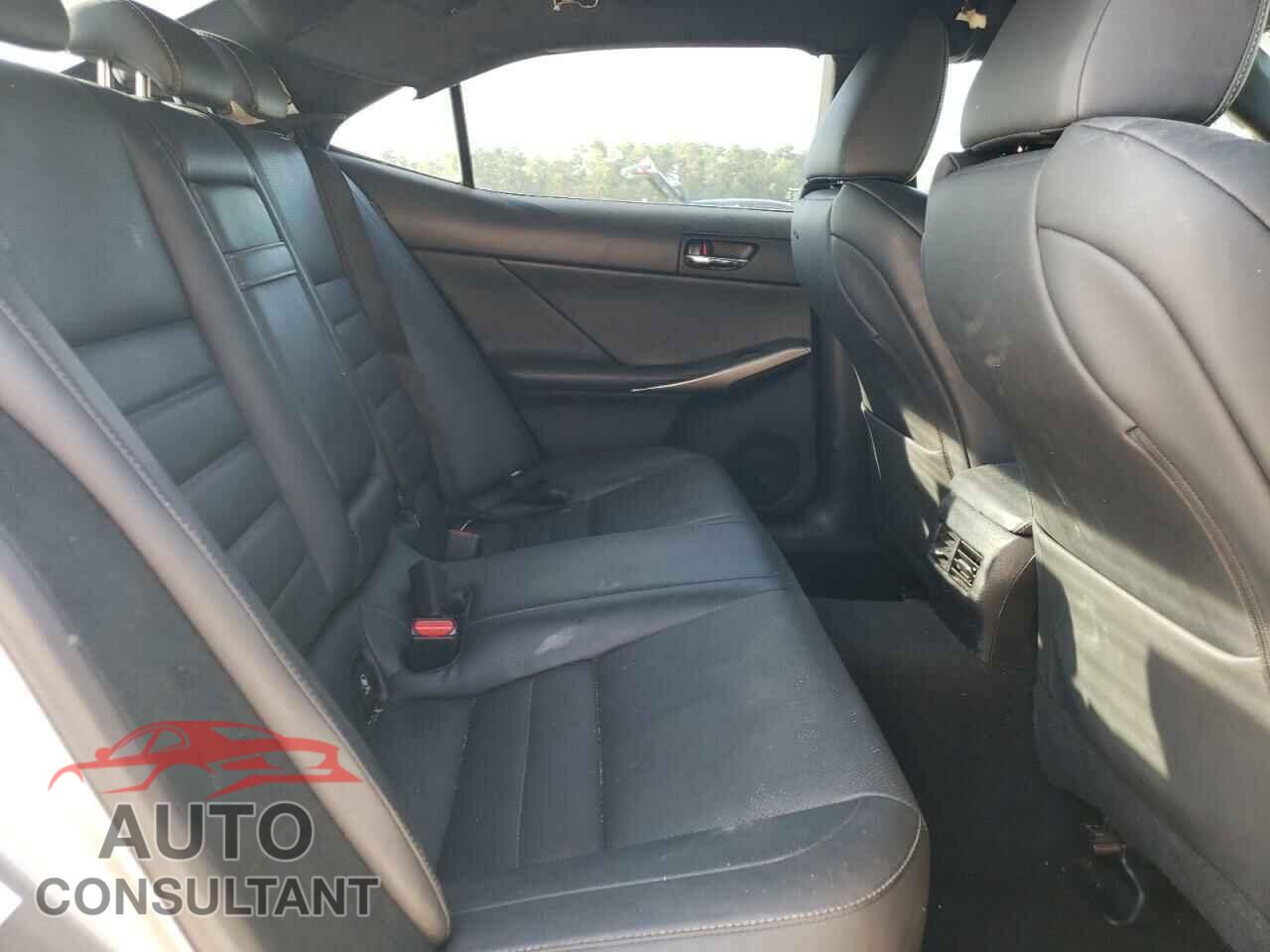 LEXUS IS 2015 - JTHBF1D23F5051995