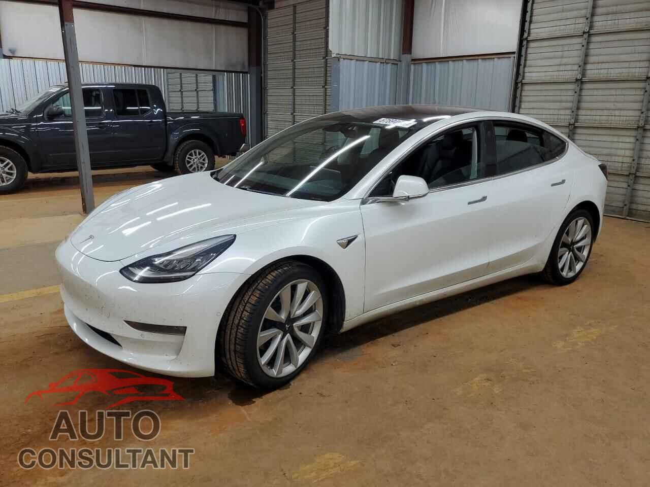 TESLA MODEL 3 2018 - 5YJ3E1EB5JF185745