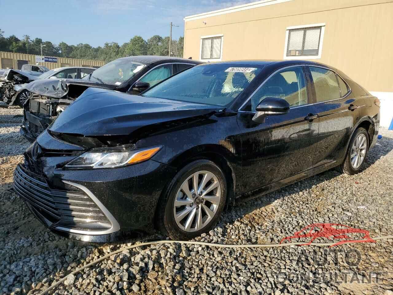 TOYOTA CAMRY 2023 - 4T1C11AK2PU132806