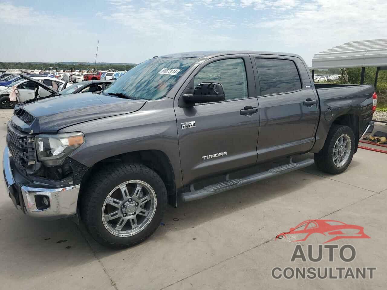 TOYOTA TUNDRA 2018 - 5TFDW5F19JX687078