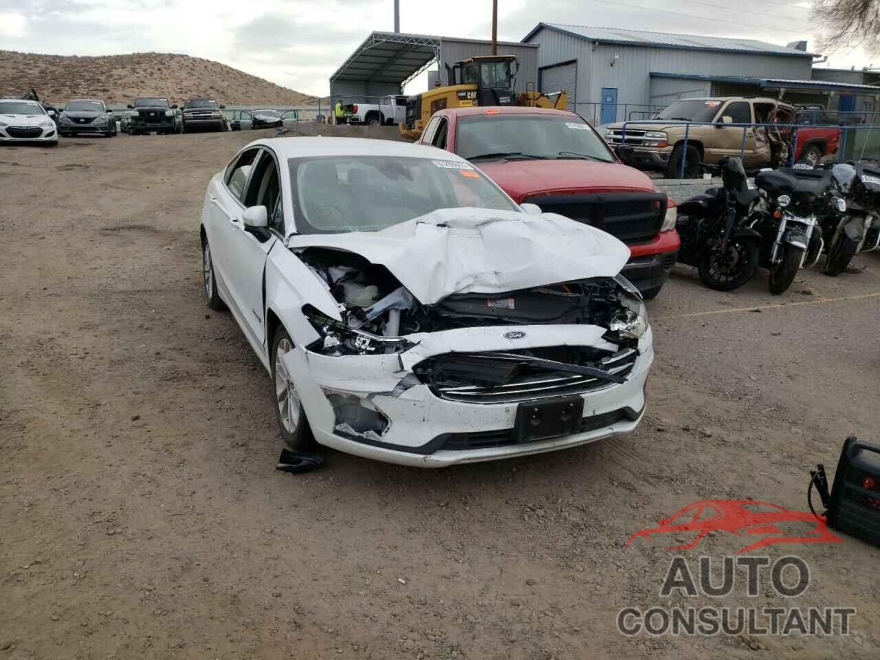 FORD FUSION 2019 - 3FA6P0LU3KR257165