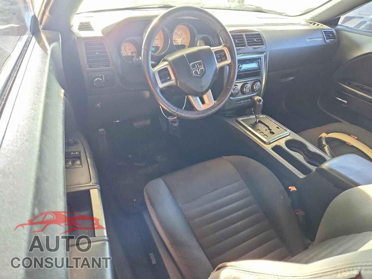DODGE CHALLENGER 2013 - 2C3CDYAG7DH663101