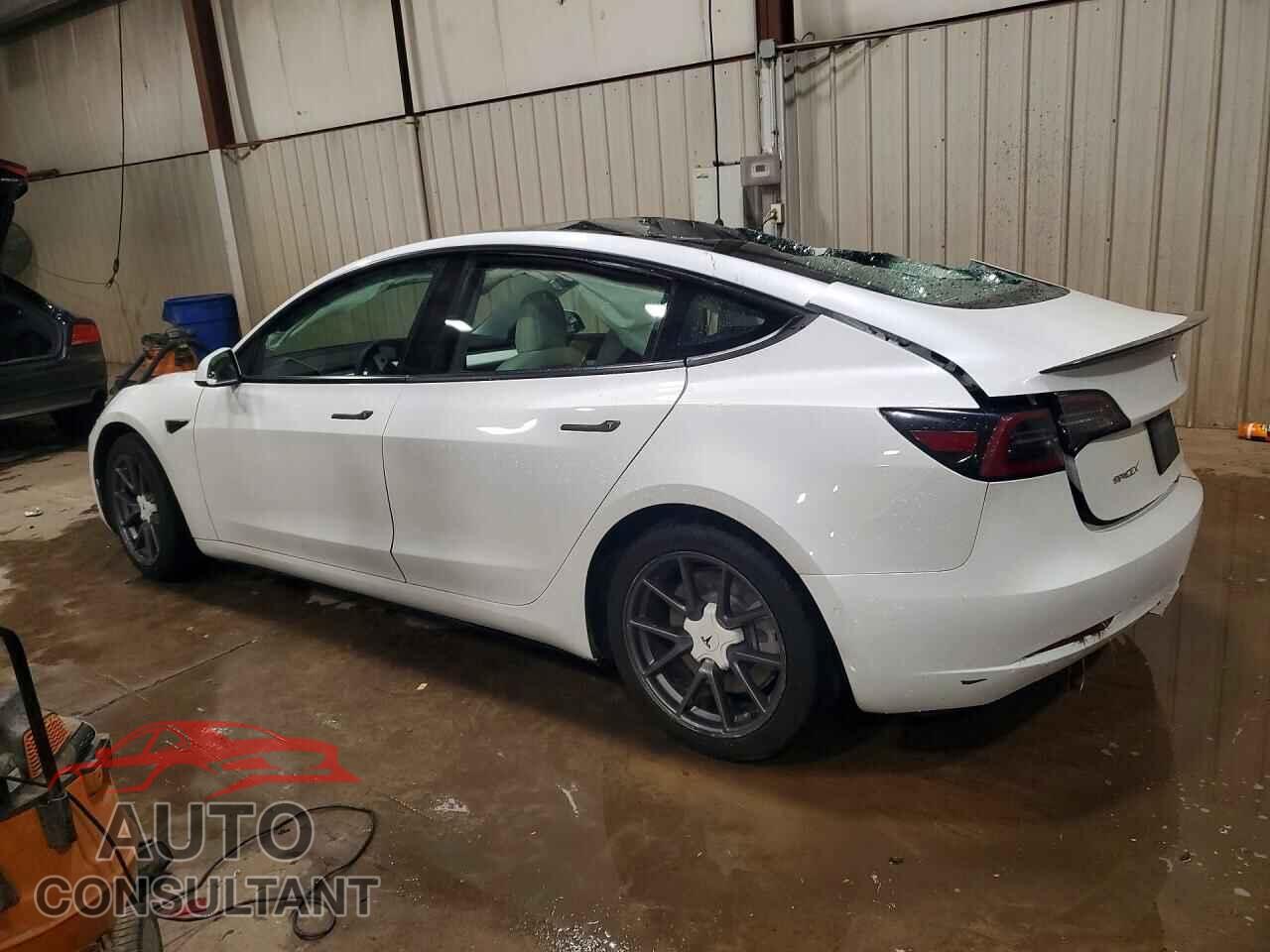 TESLA MODEL 3 2021 - 5YJ3E1EA9MF858807