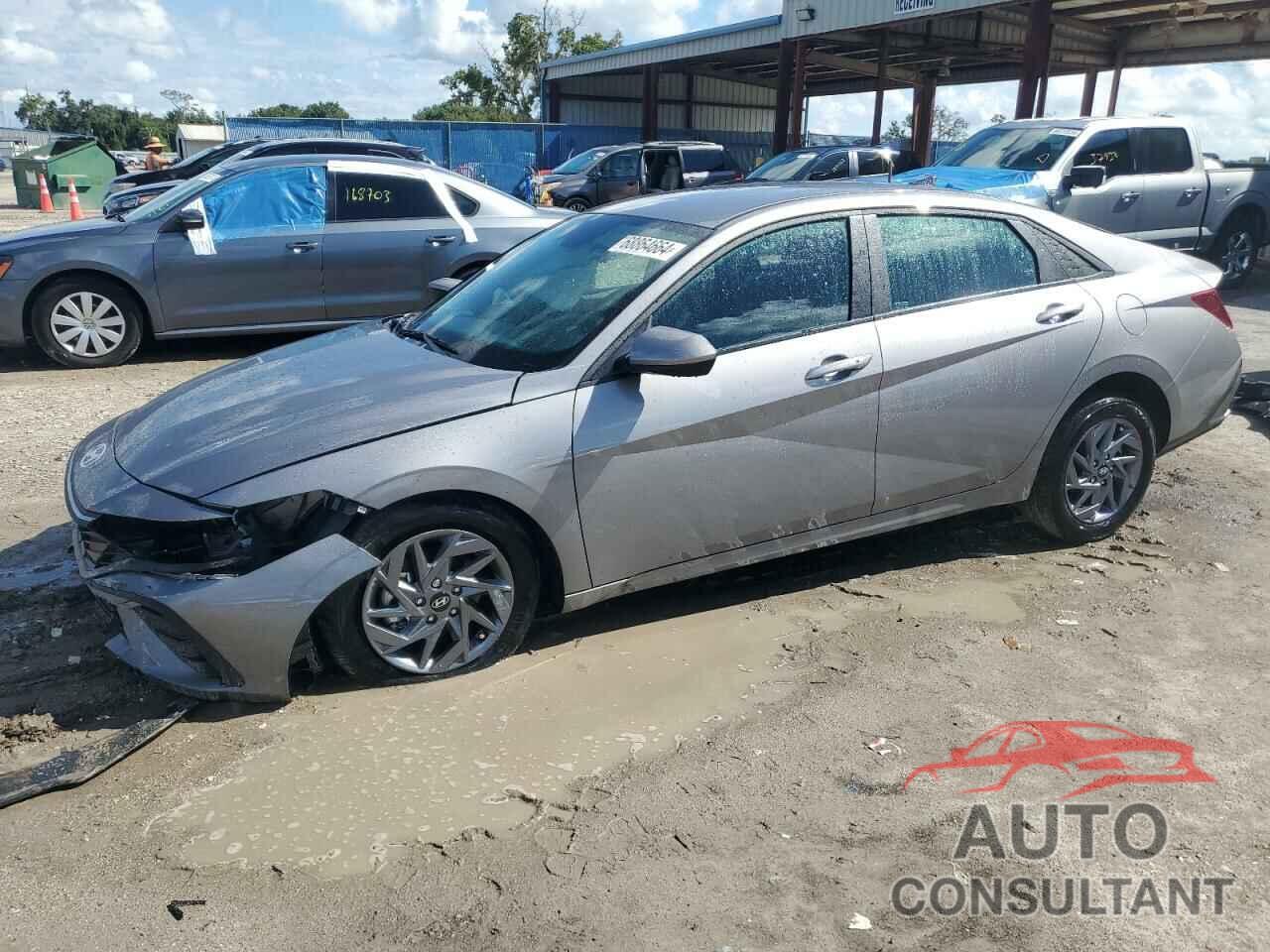 HYUNDAI ELANTRA 2024 - KMHLM4DG3RU753667