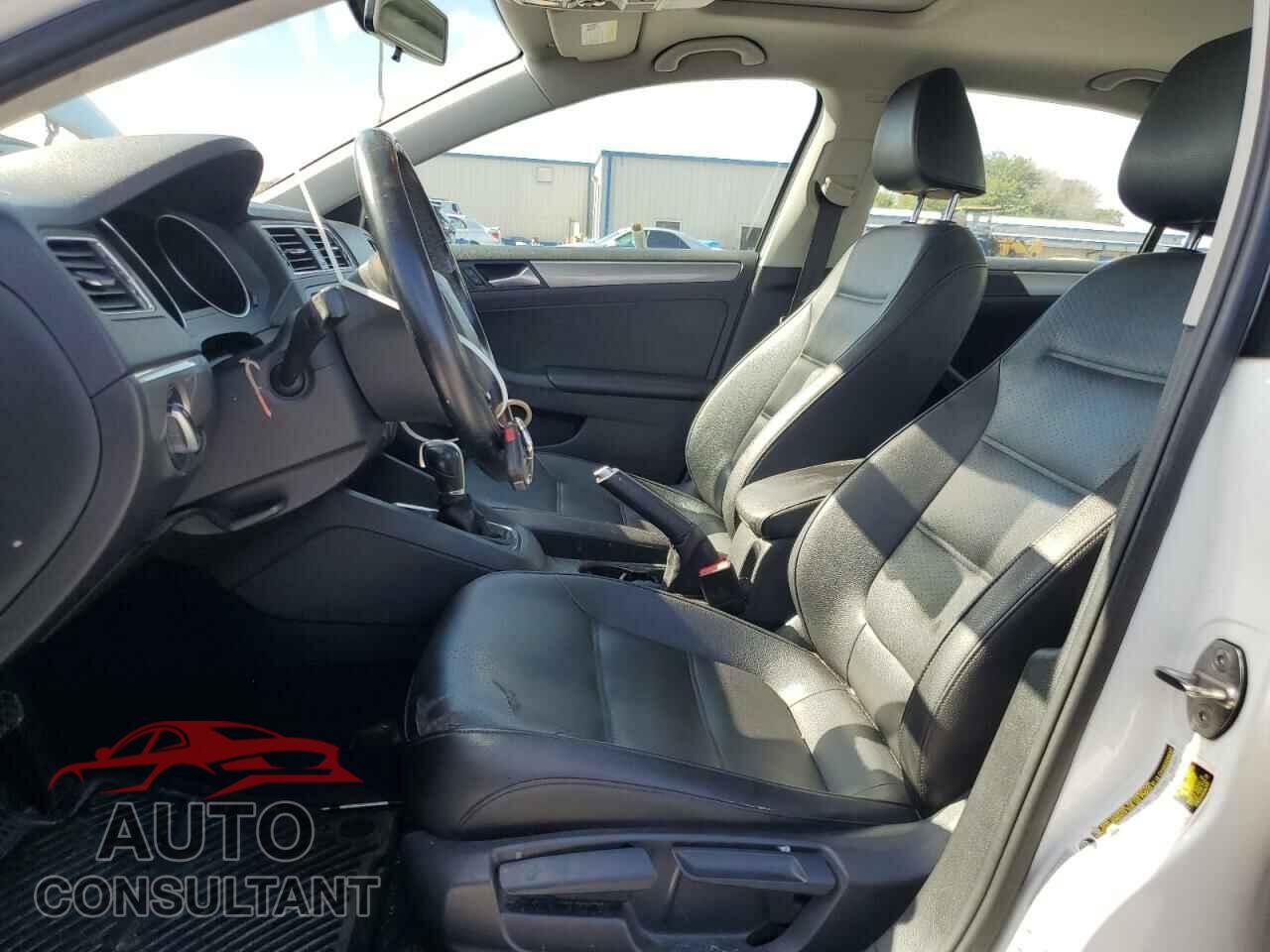 VOLKSWAGEN JETTA 2017 - 3VWDB7AJ2HM364017