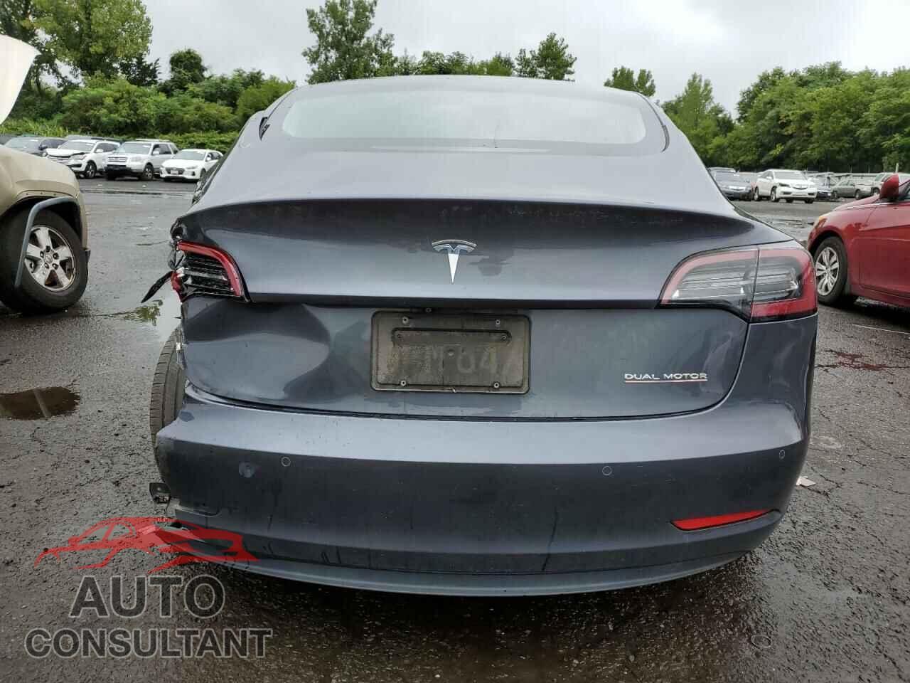 TESLA MODEL 3 2019 - 5YJ3E1EB2KF440451
