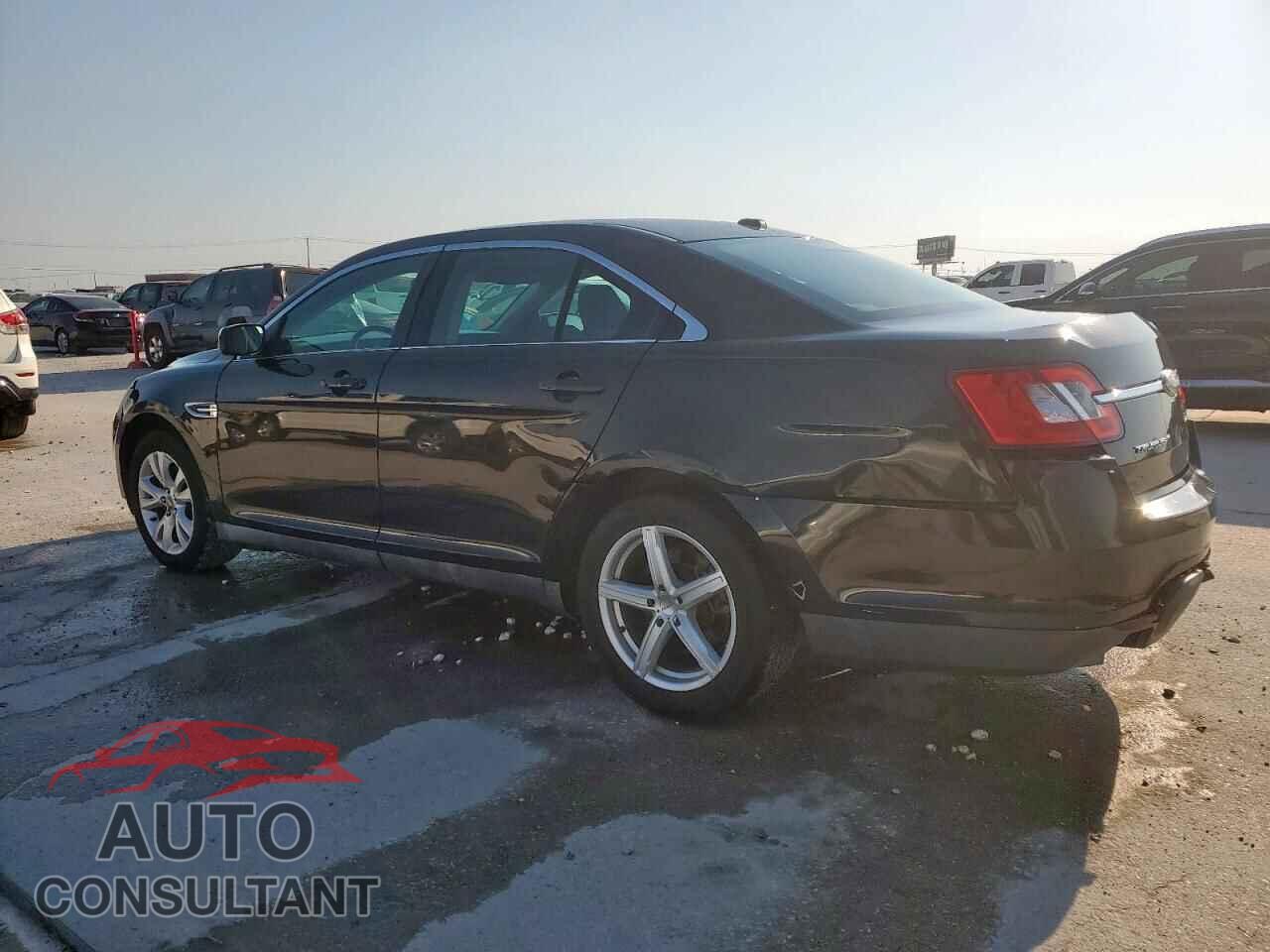 FORD TAURUS 2011 - 1FAHP2EW8BG160103