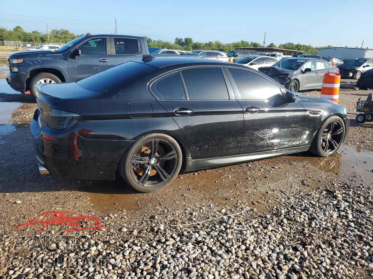 BMW M5 2013 - WBSFV9C51DD096106