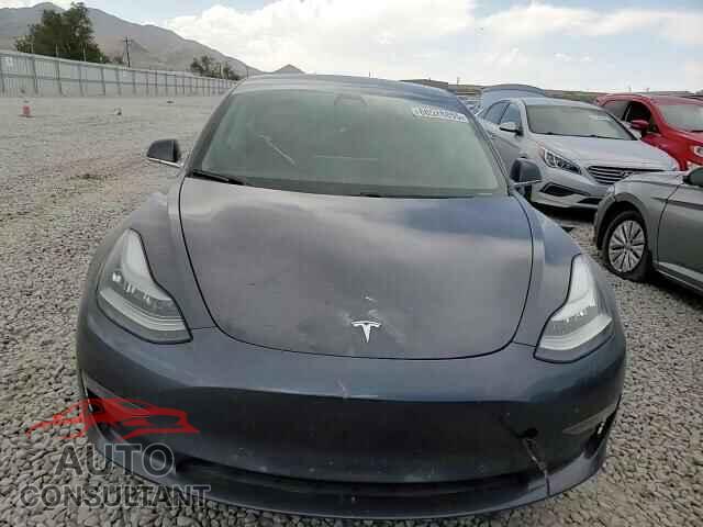 TESLA MODEL 3 2019 - 5YJ3E1EB0KF521576