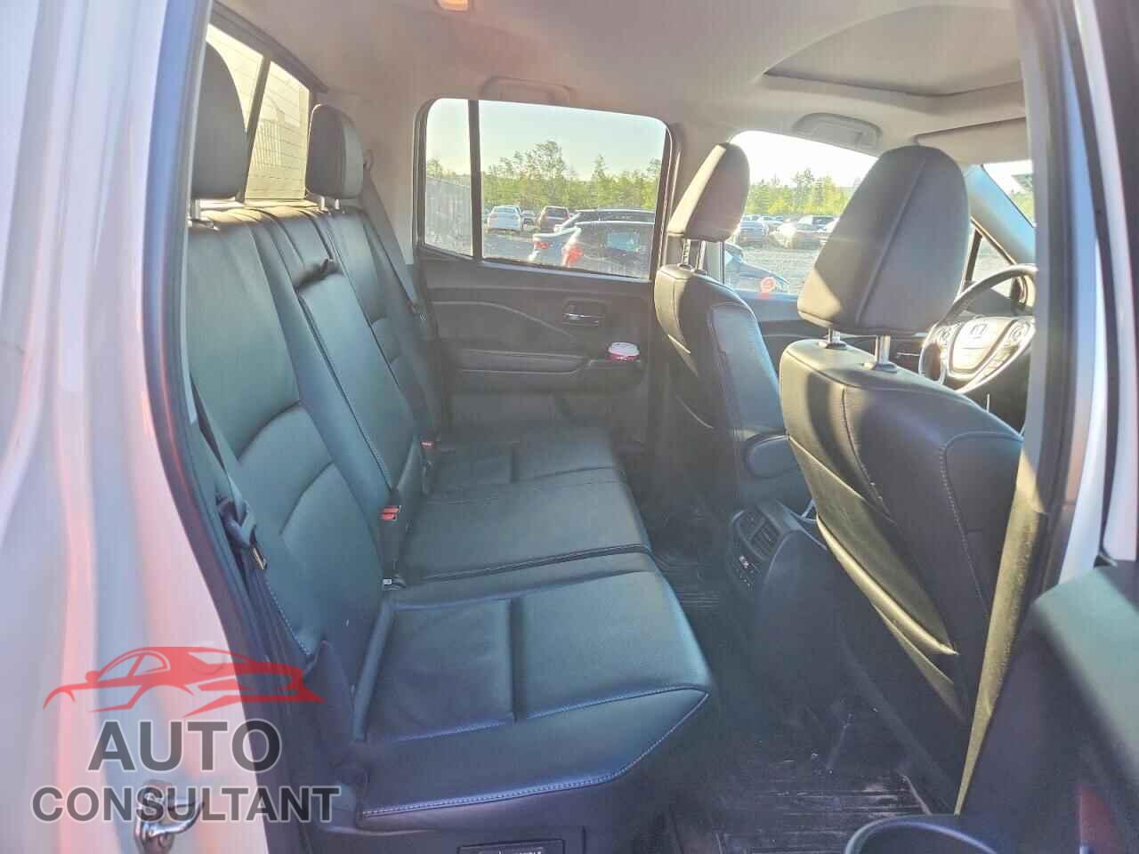 HONDA RIDGELINE 2018 - 5FPYK3F56JB502281