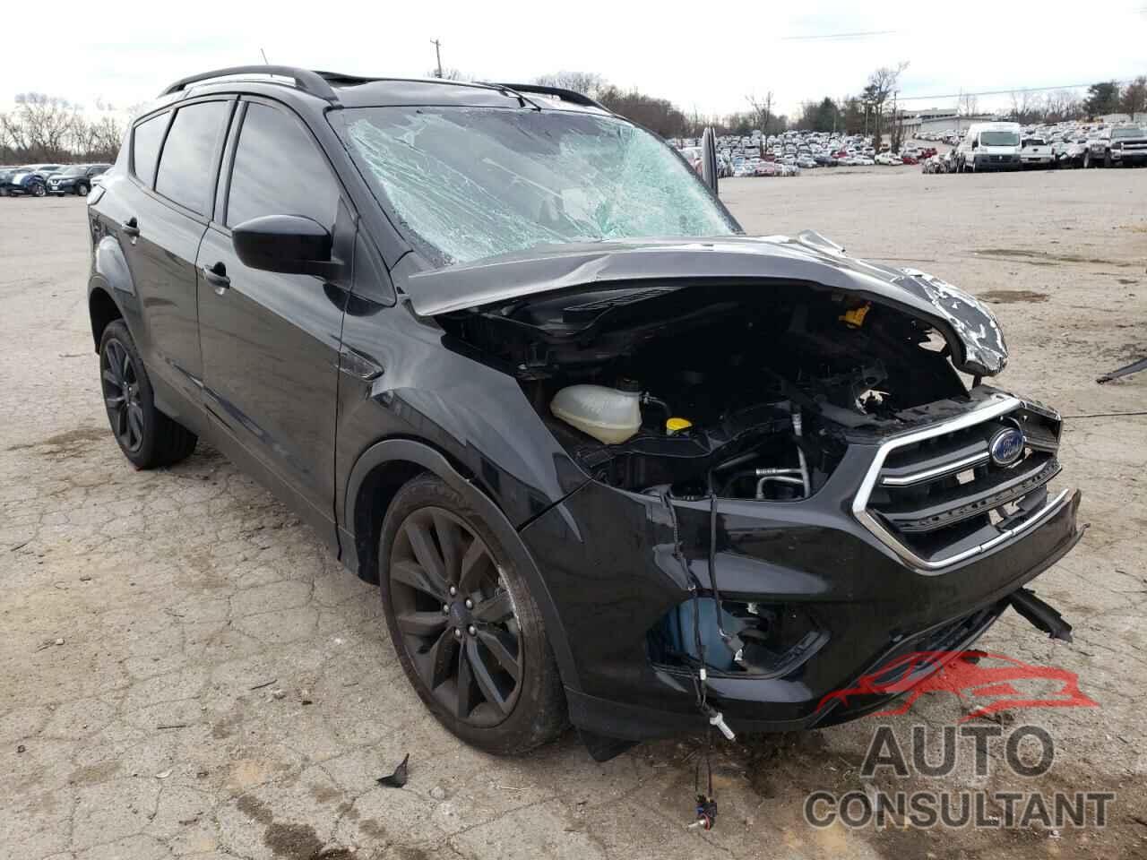 FORD ESCAPE 2017 - 1FMCU9G91HUC76066