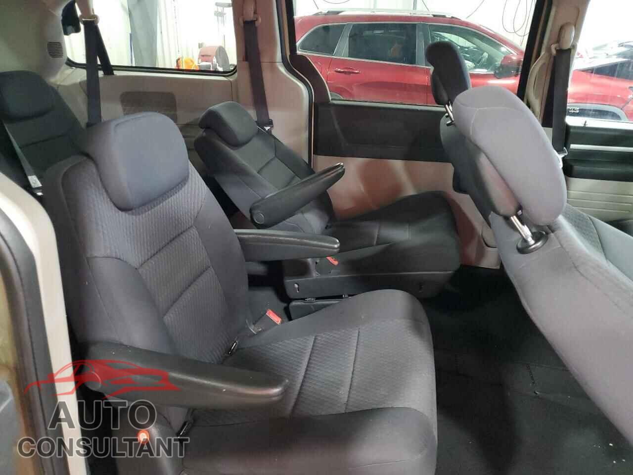 DODGE CARAVAN 2010 - 2D4RN4DE7AR326913