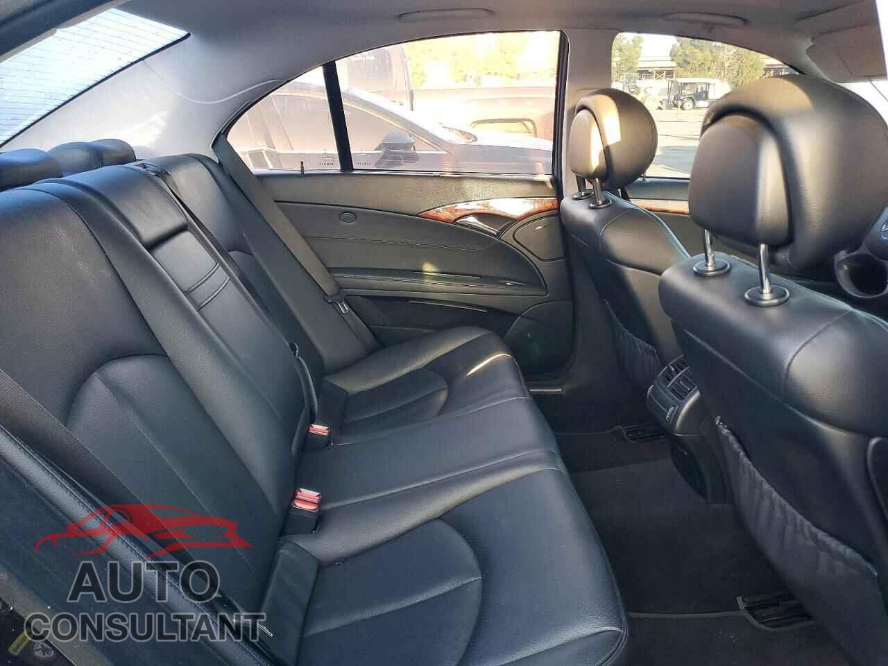 MERCEDES-BENZ E-CLASS 2009 - WDBUF56X19B389877