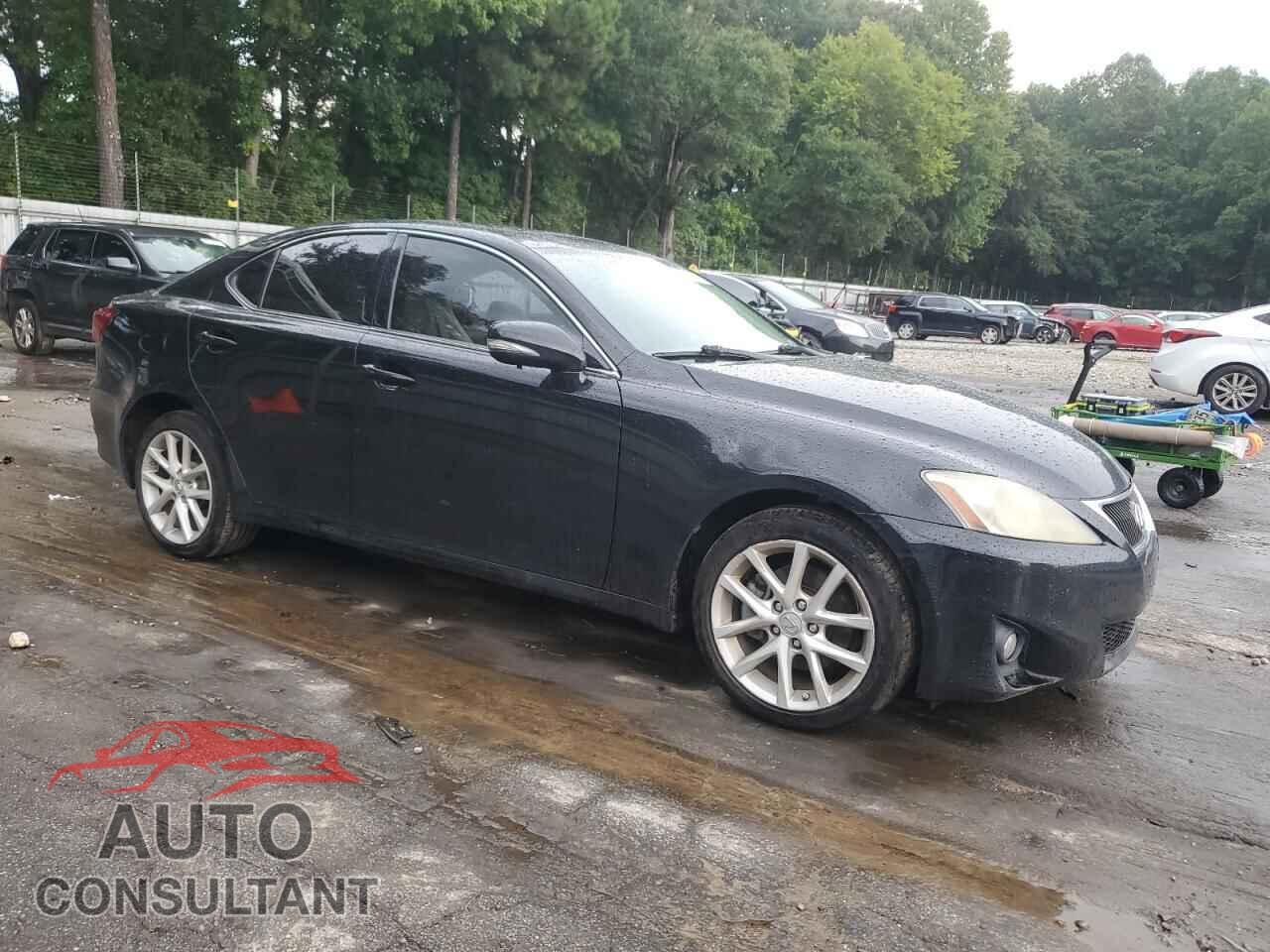 LEXUS IS 2011 - JTHCF5C25B5051682