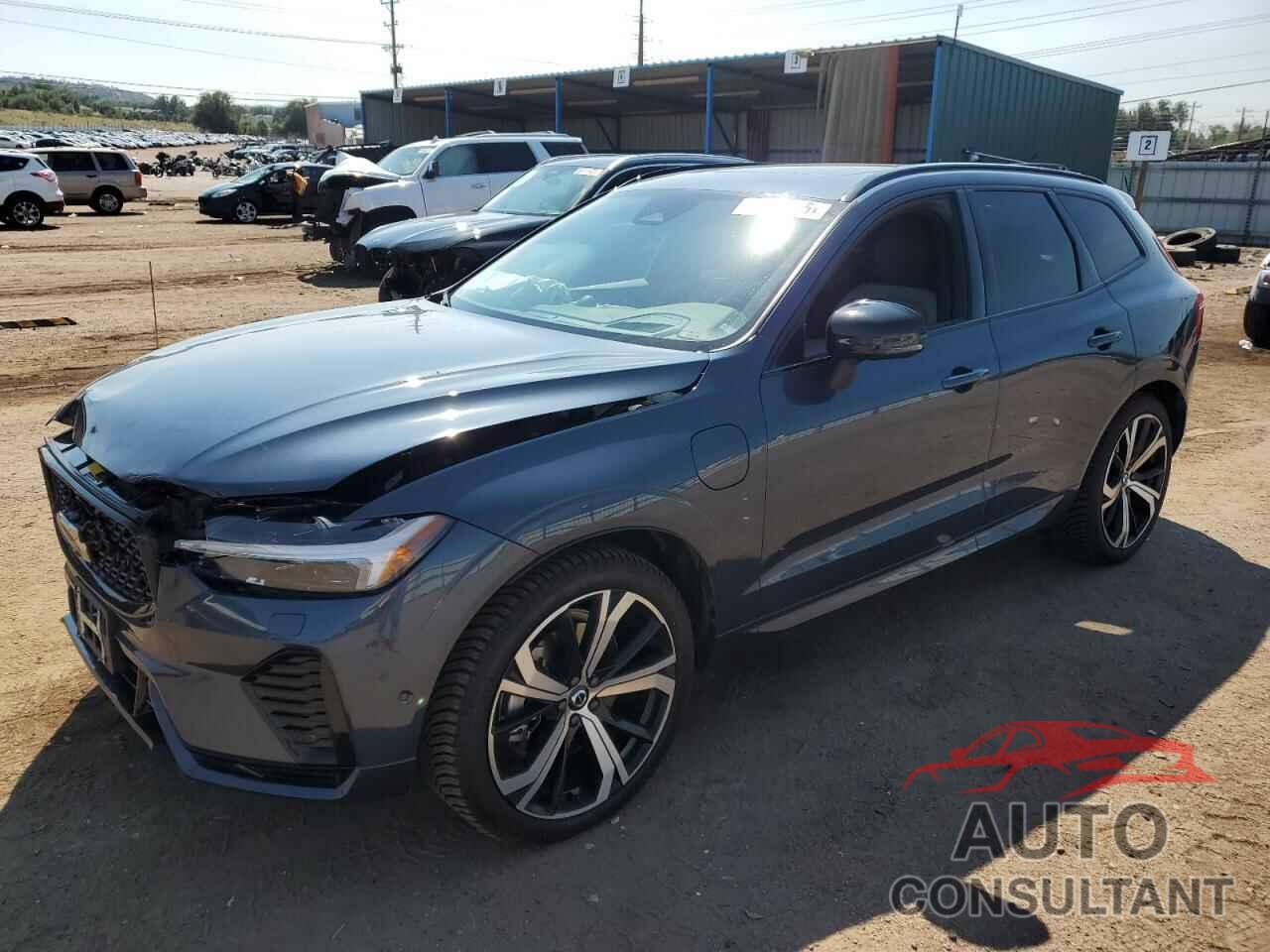 VOLVO XC60 T8 RE 2022 - YV4BR0DM1N1971499