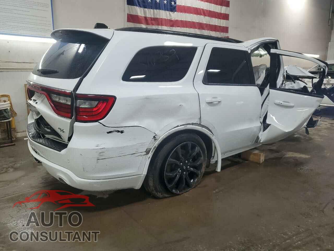 DODGE DURANGO 2023 - 1C4SDHCT9PC614278