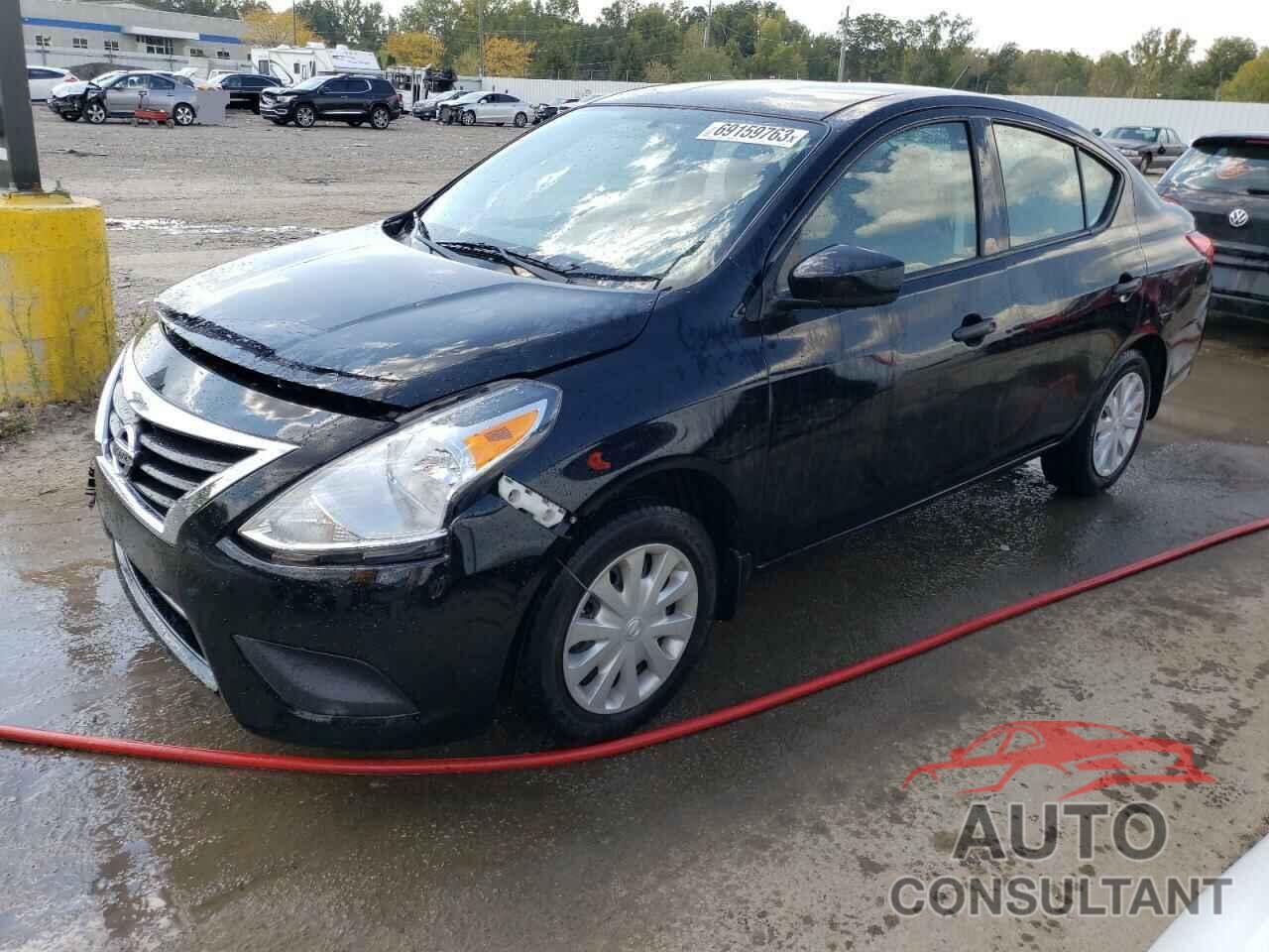 NISSAN VERSA 2018 - 3N1CN7AP2JL803421