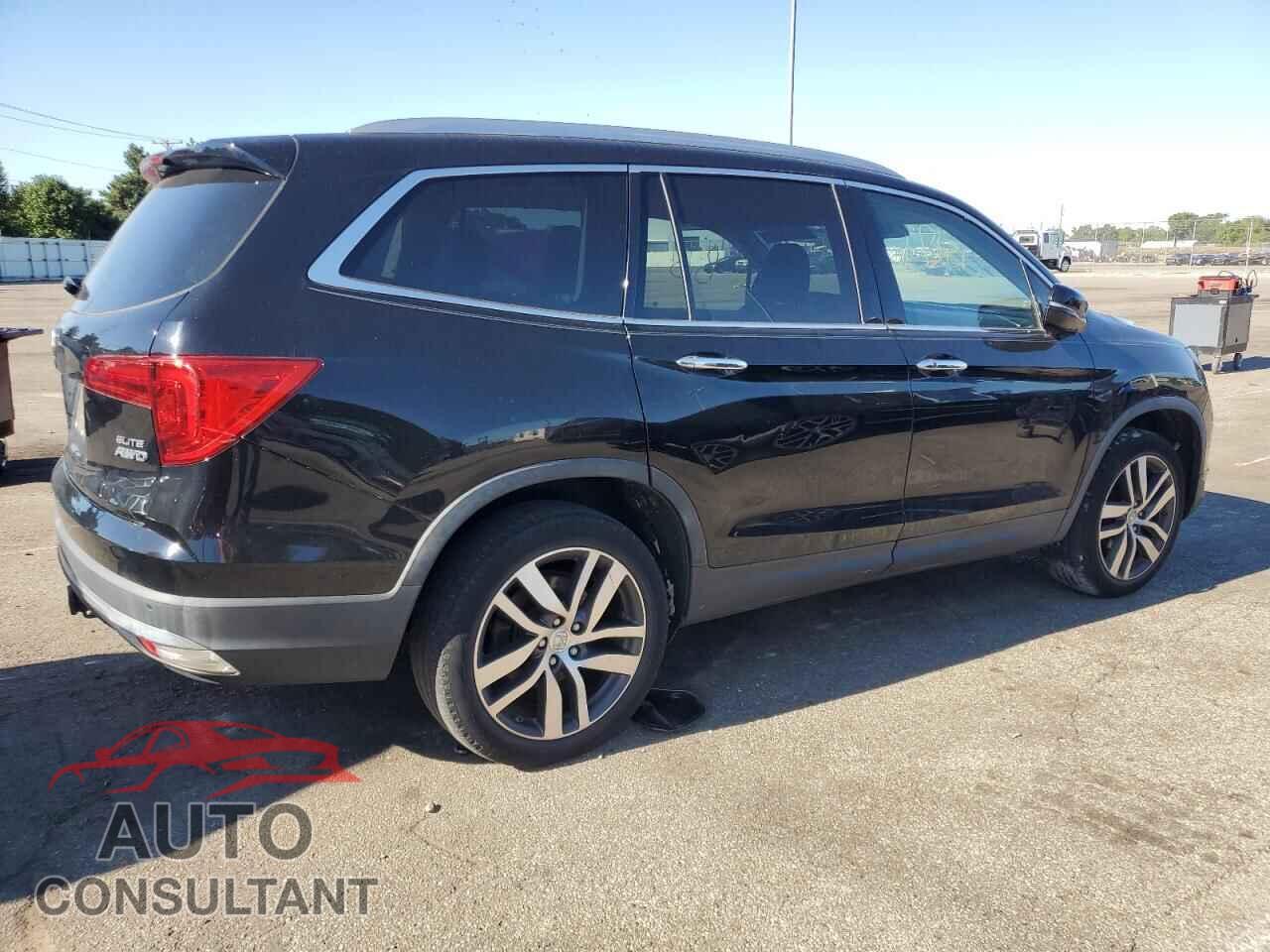 HONDA PILOT 2017 - 5FNYF6H06HB054876