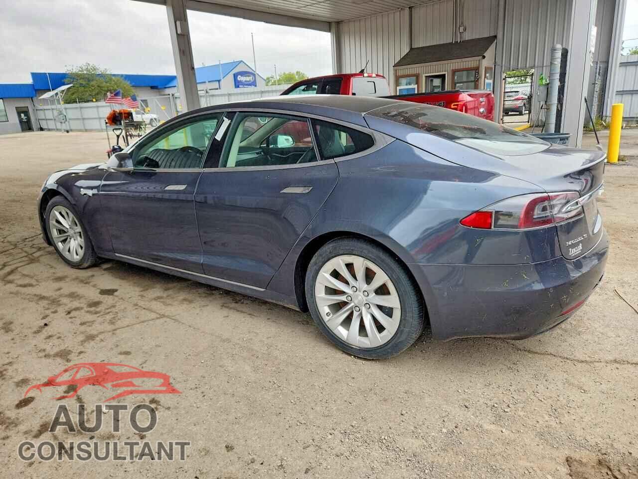 TESLA MODEL S 2017 - 5YJSA1E22HF205189