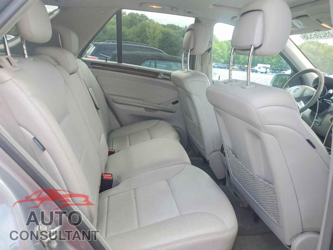 MERCEDES-BENZ M-CLASS 2010 - 4JGBB2FB6AA577565