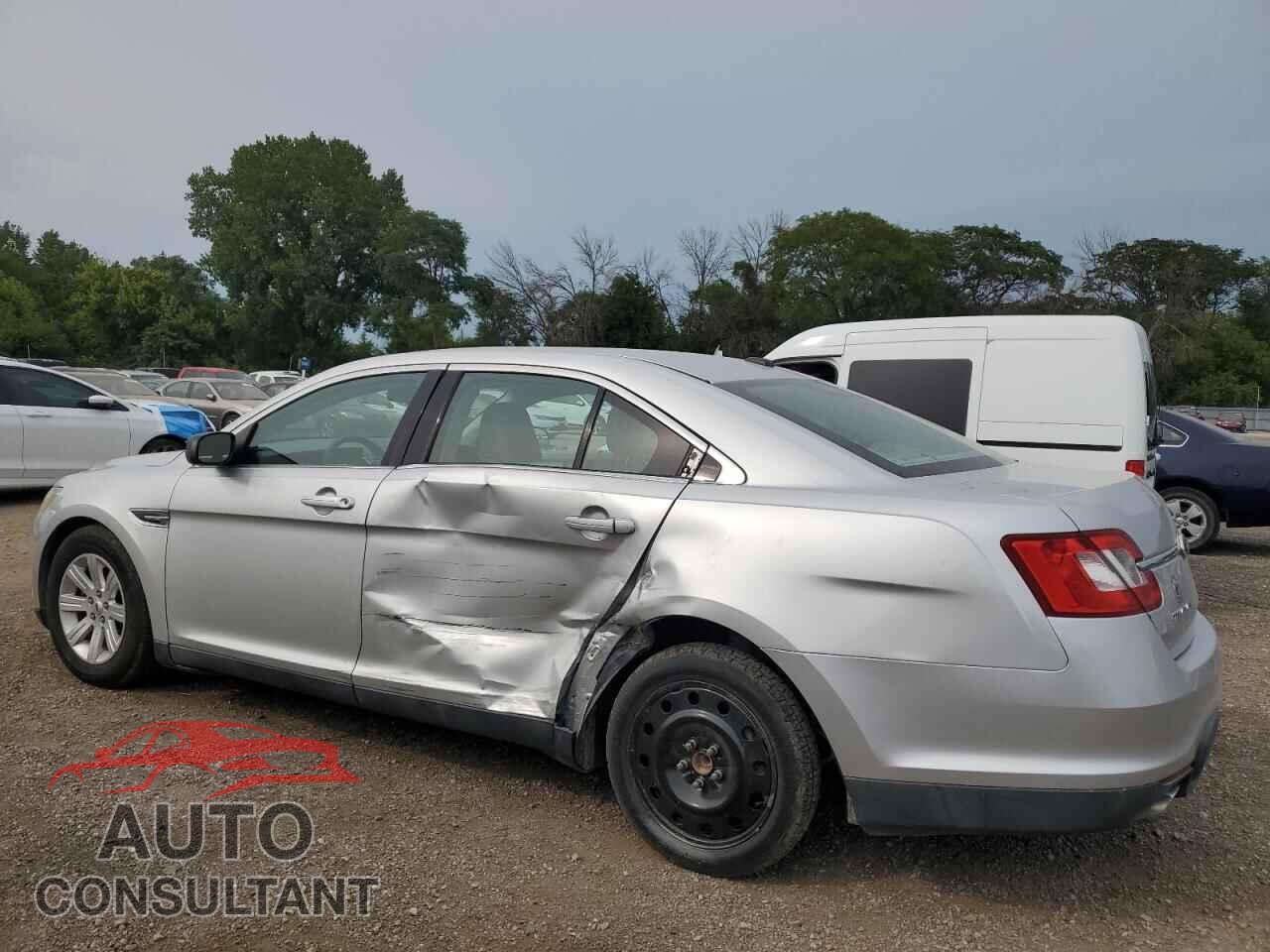 FORD TAURUS 2011 - 1FAHP2DW4BG185579
