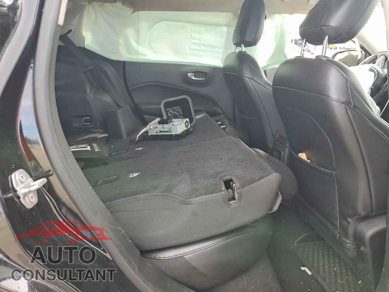 JEEP COMPASS 2019 - 3C4NJDBB0KT597214