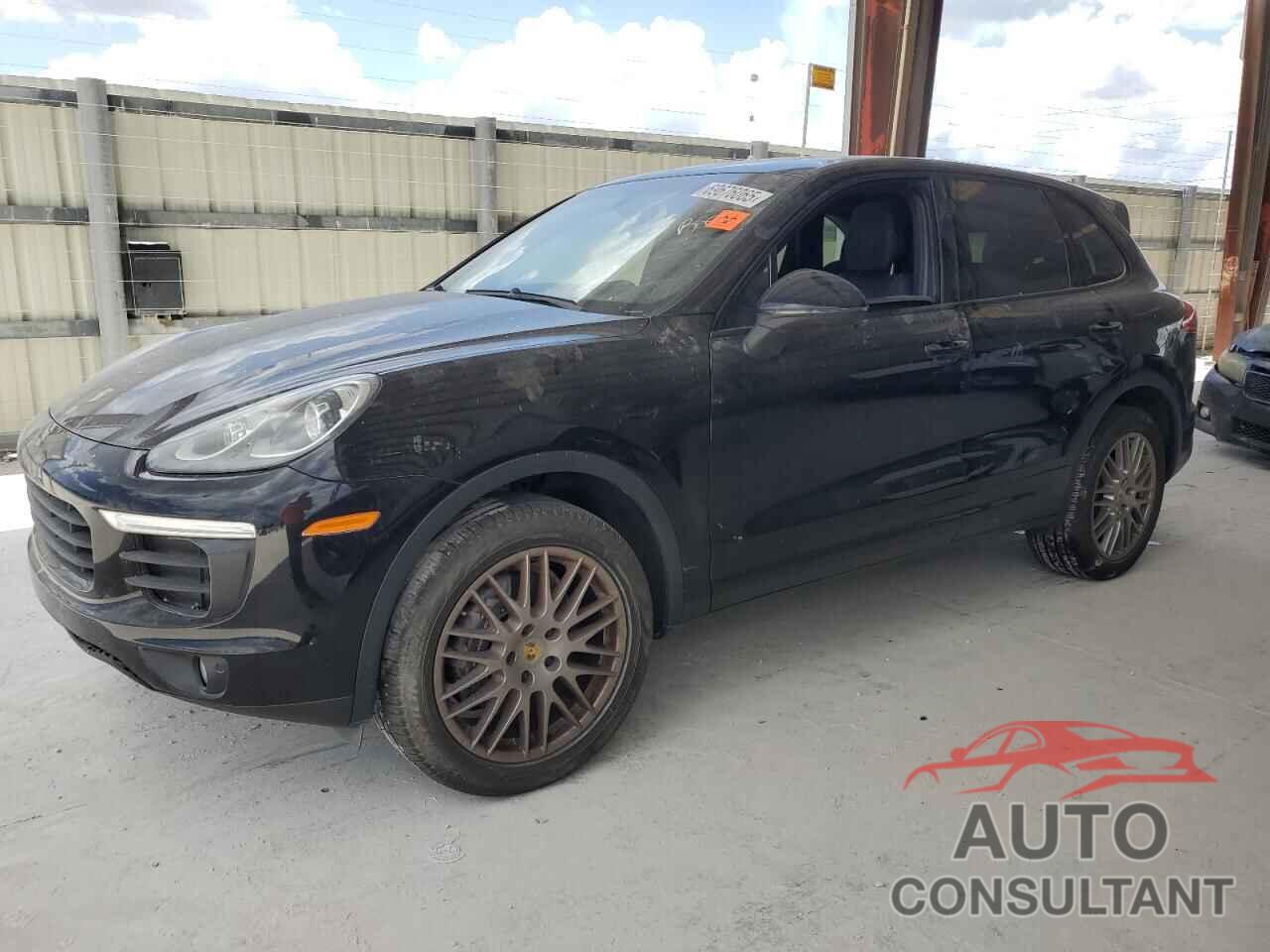 PORSCHE CAYENNE 2016 - WP1AA2A24GKA09116