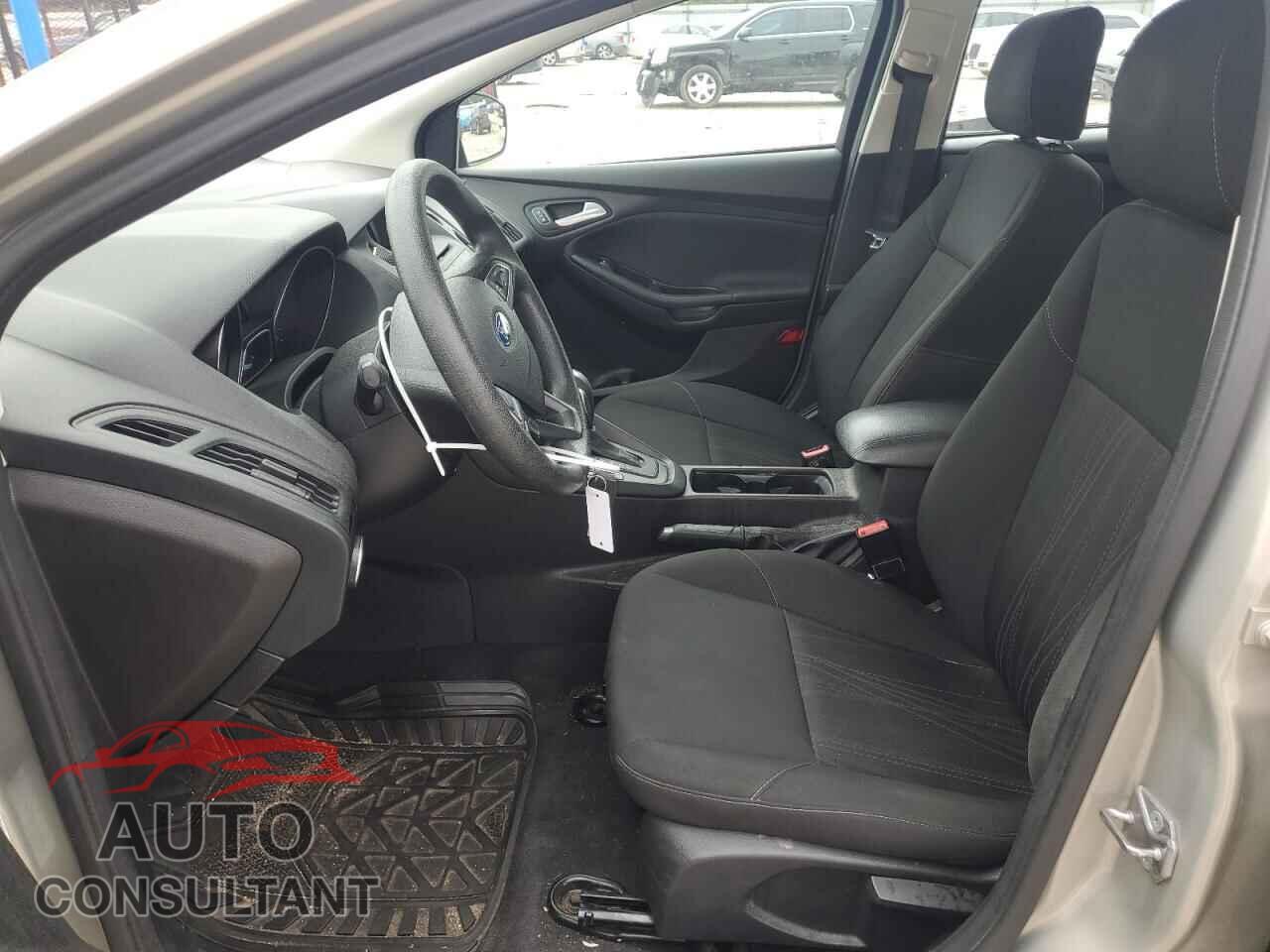 FORD FOCUS 2016 - 1FADP3F24GL335977
