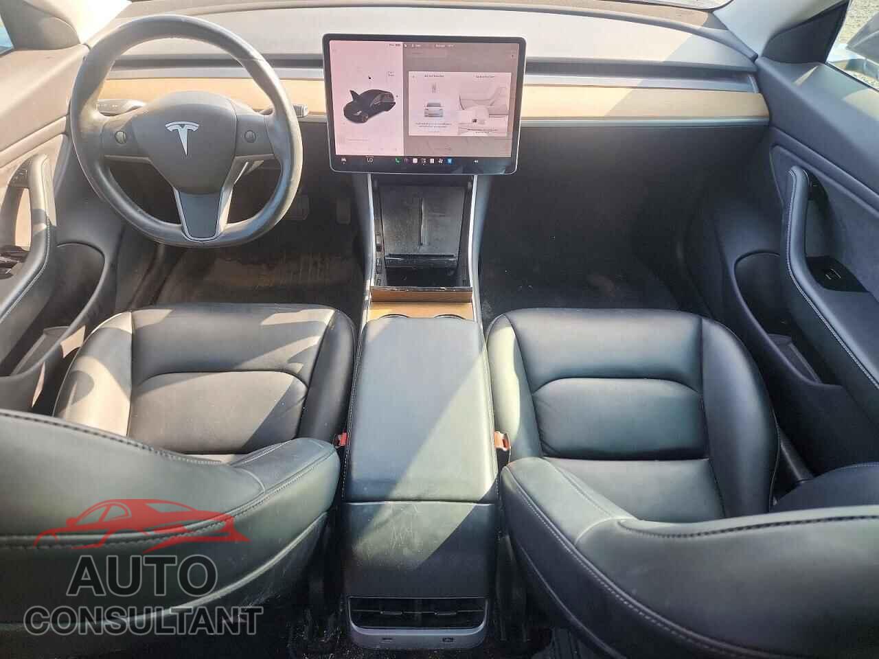 TESLA MODEL 3 2019 - 5YJ3E1EA5KF325138